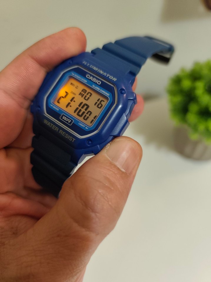 Orjinal Casio F-108WH Erkek Saat Lacivert - Görsel 3