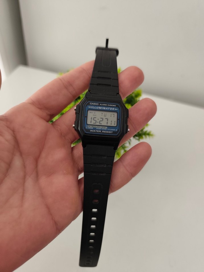 Orjinal Casio F-105 Nadir Model - Görsel 3