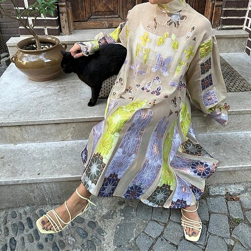 Özel tasarım jakar organze elbise - Görsel 9