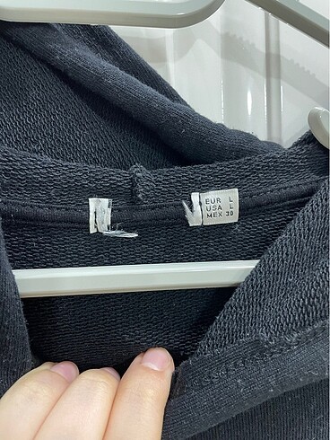 l Beden Siyah Sweatshirt