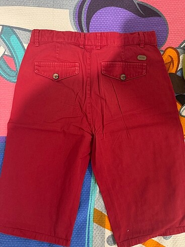 LC Waikiki Kırmızı şort