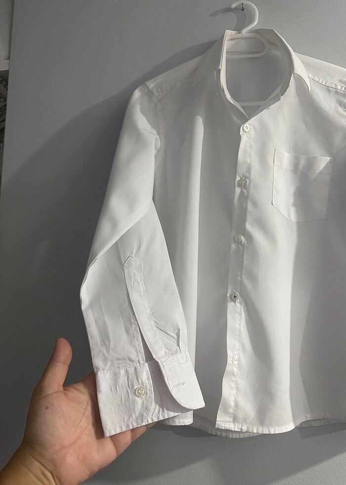 Beyaz gömlek - Görsel 2