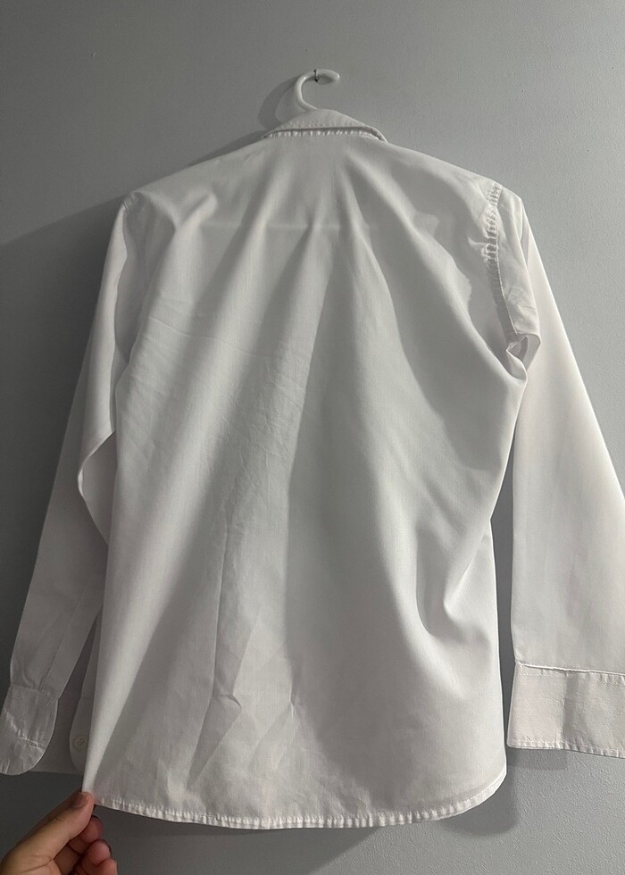 Beyaz gömlek - Görsel 5