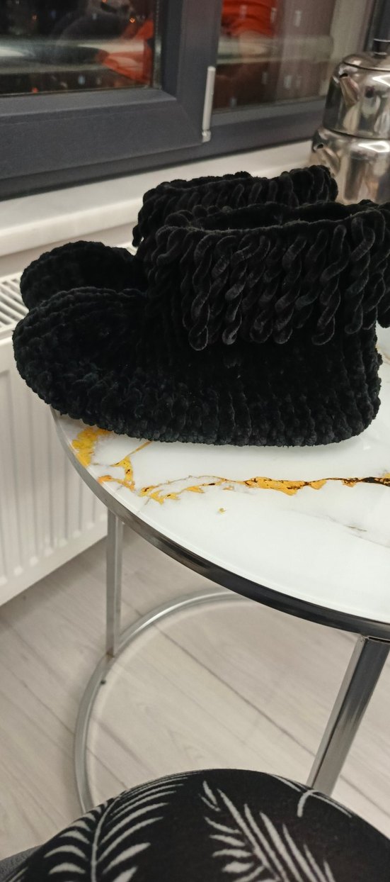 Kız Çocuk Siyah Örgü bot - Görsel 2