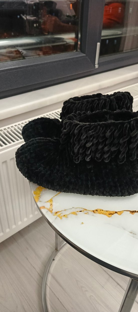 Kız Çocuk Siyah Örgü bot - Görsel 4