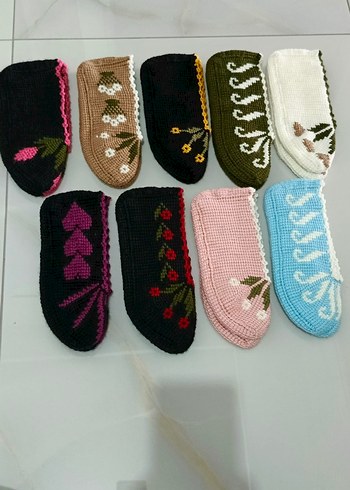 Nakışlı Örgü Kadın Ev Terlikleri - Görsel 4