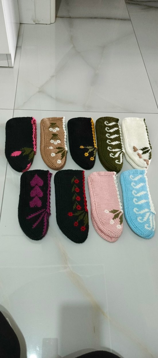 Nakışlı Örgü Kadın Ev Terlikleri - Görsel 2