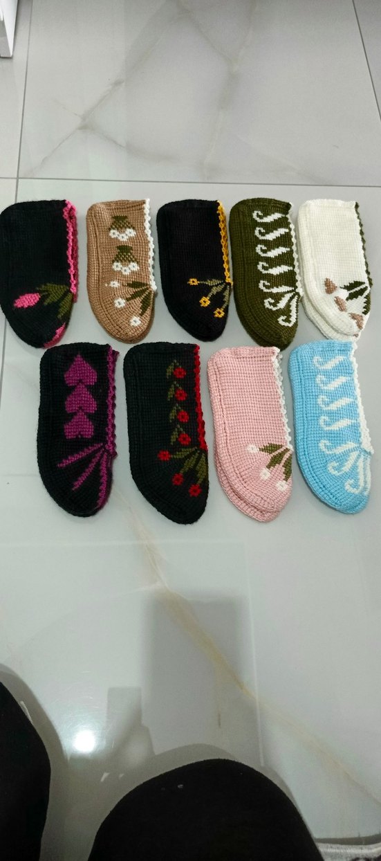 Nakışlı Örgü Kadın Ev Terlikleri - Görsel 5