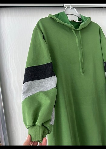 Uzun Kesim Yeşil Kadın Sweatshirt - Görsel 2