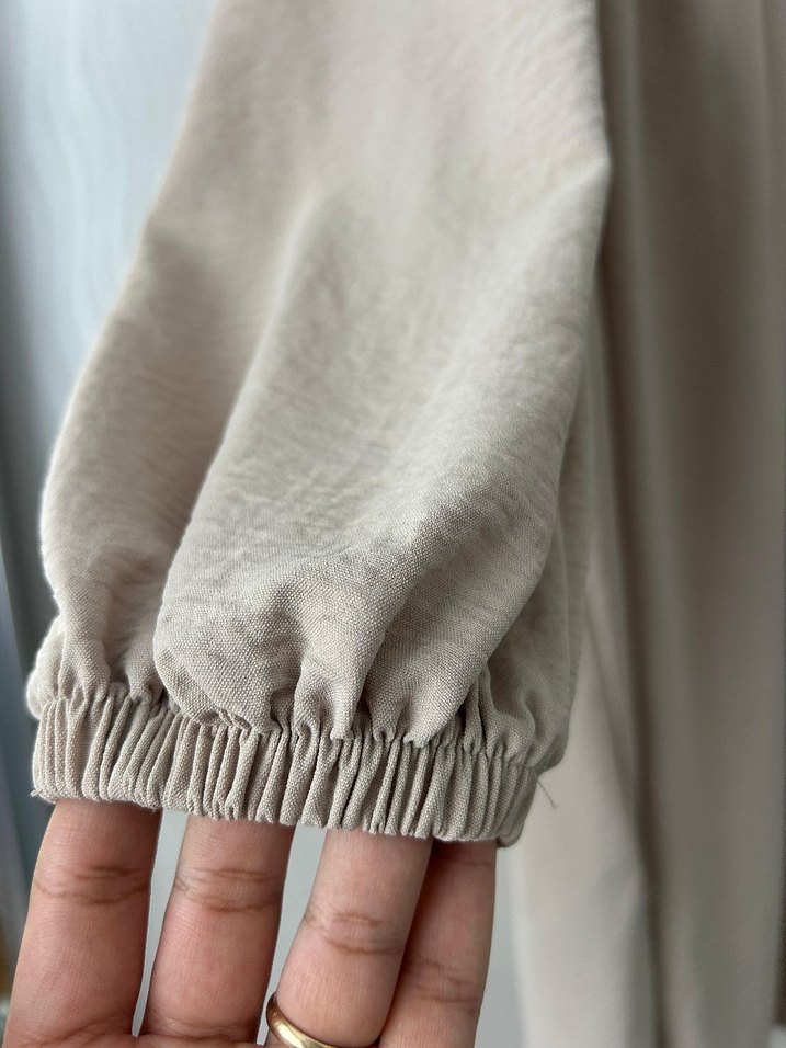 Bej Uzun Kollu Nakışlı Kadın Tunik - Görsel 3