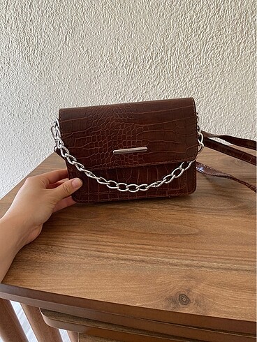 Kadın taba rengi askılı çanta