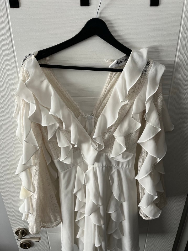 Beyaz Fırfırlı Mini Bohem Uzun Kollu Elbise - Görsel 3