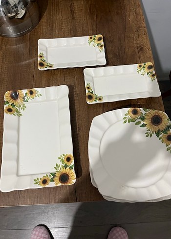 Ayçiçeği Desenli Beyaz Porselen Kahvaltı Seti - Görsel 3