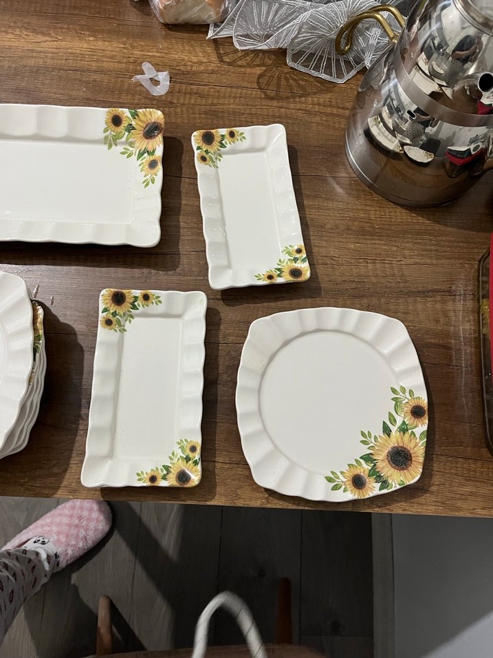 Ayçiçeği Desenli Beyaz Porselen Kahvaltı Seti - Görsel 4