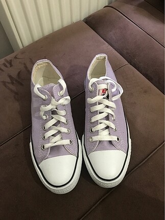 Lila converse ayakkabı