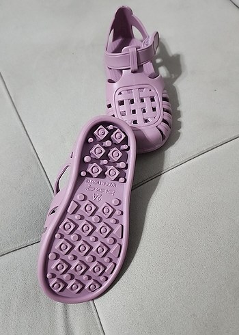 LC Waikiki sıfırdır Çocuk Lila Tokalı Kauçuk Sandalet lc waikiki