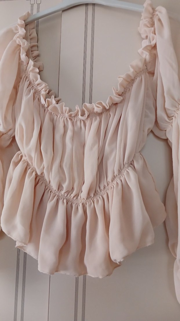 Bej şifon krop  Fırfırlı Bluz - Görsel 2