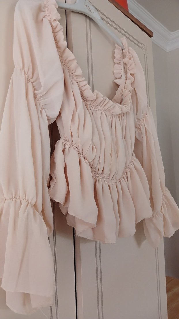 Bej şifon krop  Fırfırlı Bluz - Görsel 3