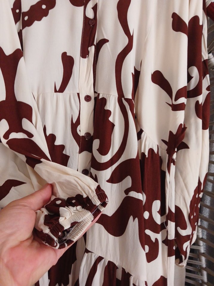 Bohem Tarzı Uzun Kahverengi Desenli Elbise - Görsel 5