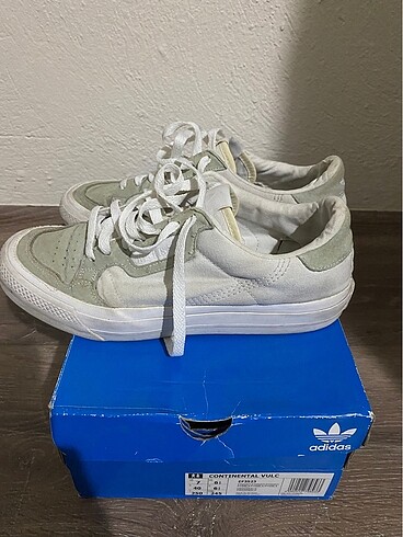 40 Beden Adidas spor ayakkabı
