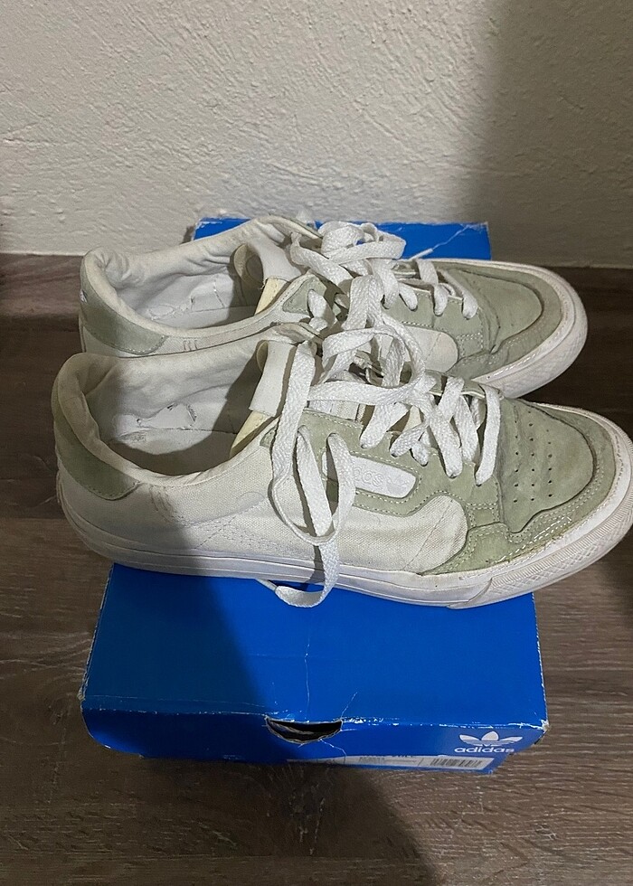 Adidas spor ayakkabı - Görsel 2