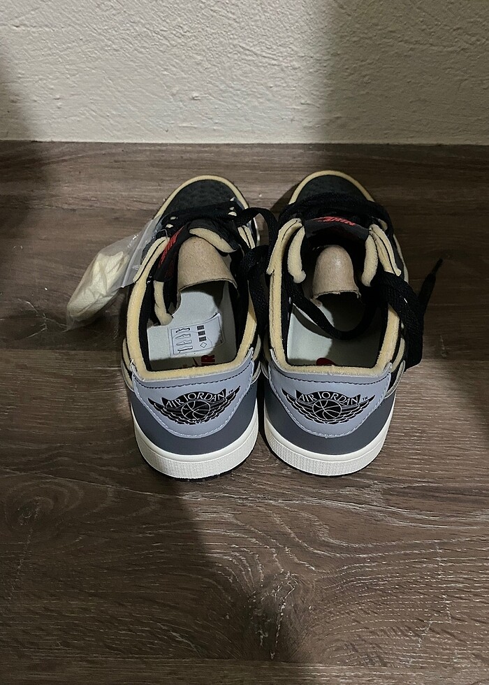 Air jordan 1 low og ex black smoke grey - Görsel 3