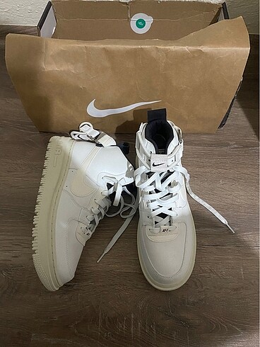 40 Beden beyaz Renk Nike air force 1 hı ut2.0