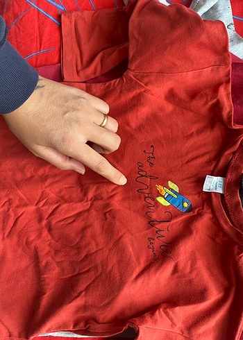 4 adet ince sweatshirt bir gömlek - Görsel 6