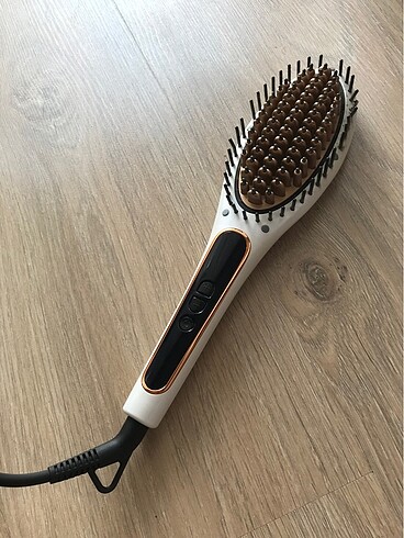 Arzum saç düzleştirici fırça