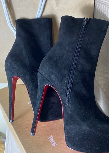 Siyah Süet Stiletto Topuklu Kadın Bot - Görsel 5