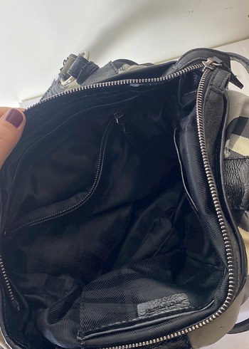 Tokalı Desenli Siyah Deri Kadın Çanta - Görsel 4