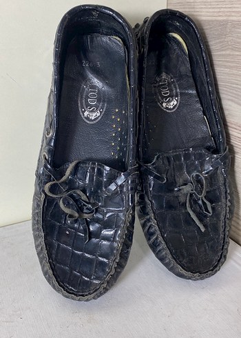 Siyah Deri Yılan Desenli Dolgu Topuklu Kadın Loafer