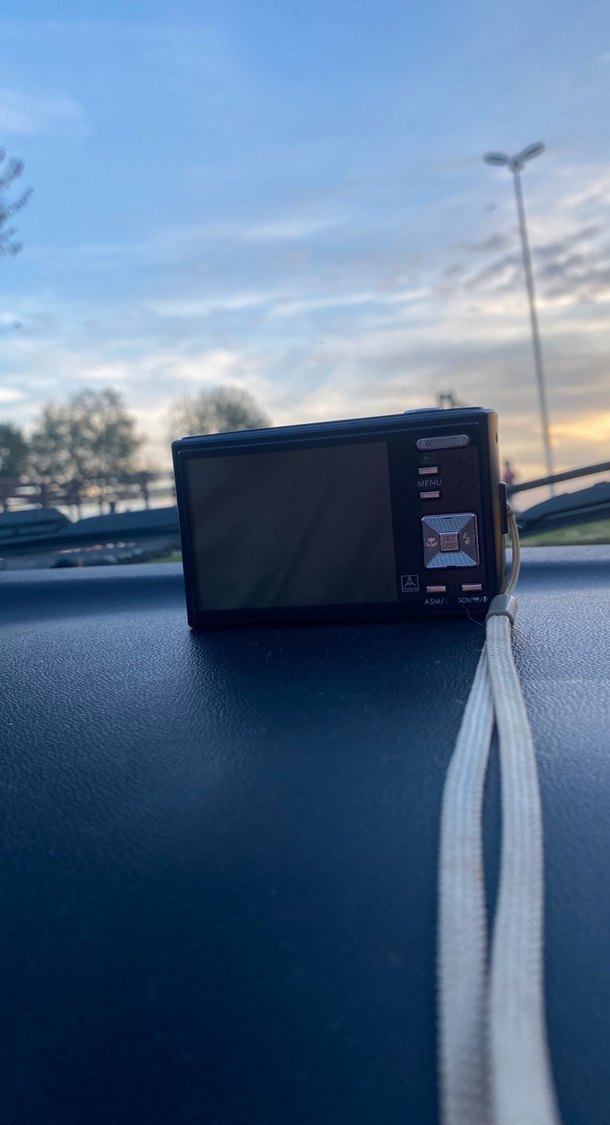 Praktıca Kompakt Siyah Dijital Kamera - Görsel 2