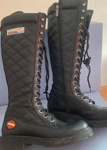 Fermuarlı Siyah Yüksek Topuklu Biker Çizme