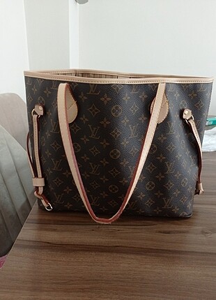 Louıs Vuitton