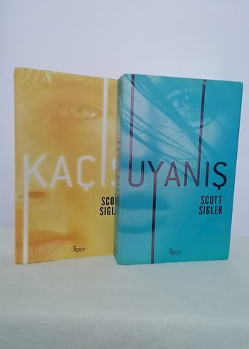 Scott Sigler'dan Kaçış ve Uyanış Roman Seti
