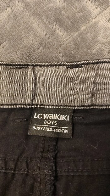 LC Waikiki LCW siyah erkek çocuk pantolonu