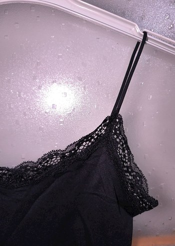 m Beden Dantel Detaylı Siyah İnce Askılı Kadın Atlet