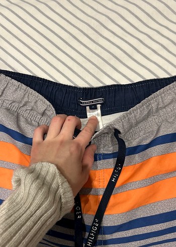 Gri Çizgili Erkek Mini Şort - Görsel 2