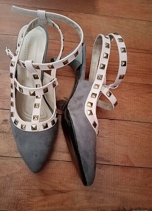 Markasız Ürün Zımbalı topuklu ayakkabı