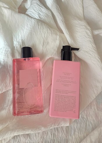 Victoria s Secret Victoria's Secret Bombshell Parfüm ve Losyon Seti