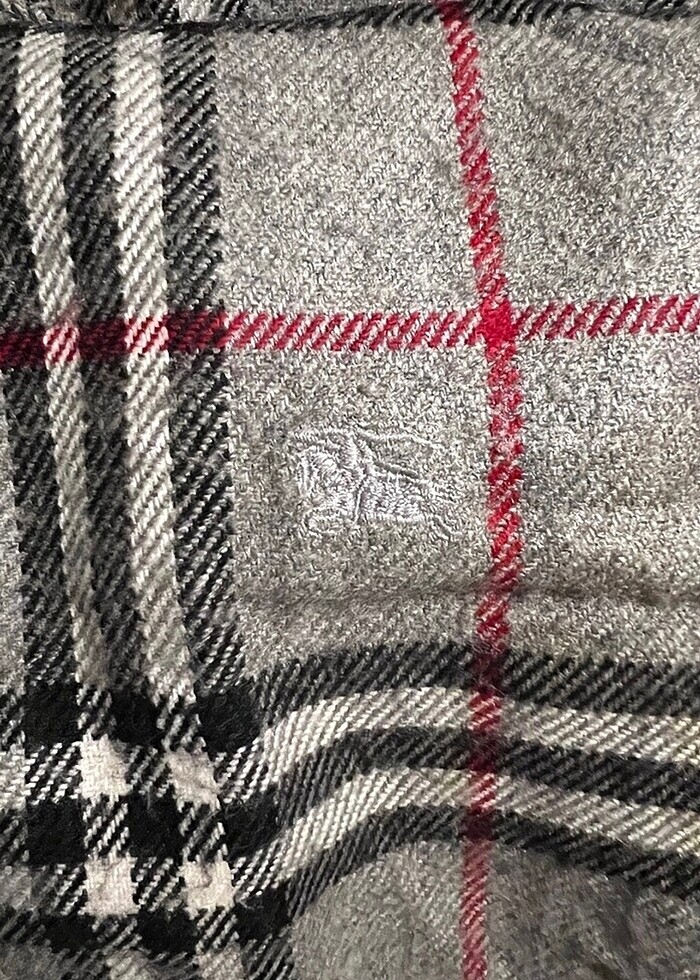 Burberry atkı - Görsel 3