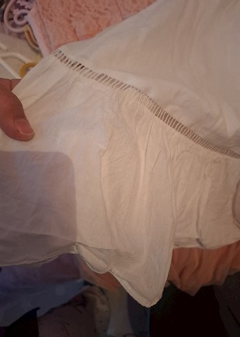 Nakışlı Beyaz Pamuklu Kız Elbisesi - Görsel 4