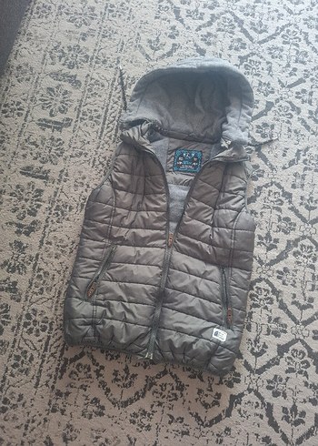 Erkek Çocuk Kapüşonlu Gri Yelek - Görsel 4