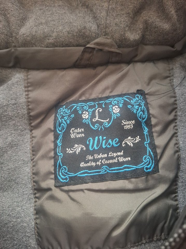 Erkek Çocuk Kapüşonlu Gri Yelek - Görsel 2