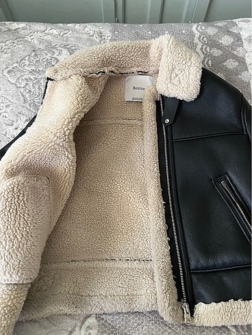 Bershka Suni deri mont