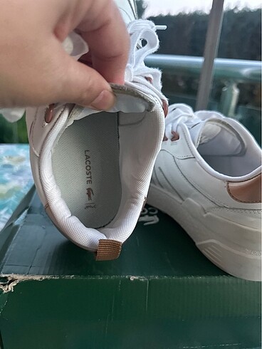 39 Beden beyaz Renk Lacoste ayakkabı