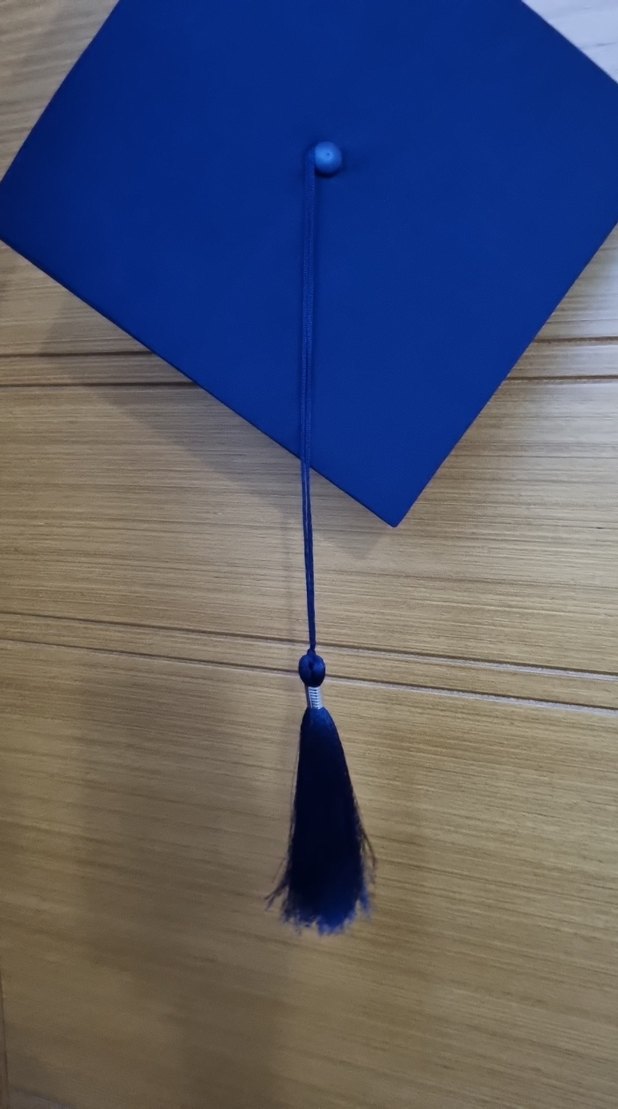 Mavi Kadın Mezuniyet Cübbesi, Uzun Kollu - Görsel 4