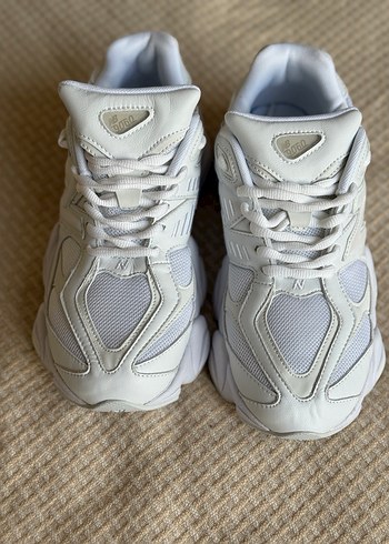 New Balance 9060 Triple White - Görsel 2