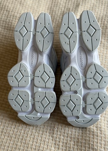 New Balance 9060 Triple White - Görsel 4